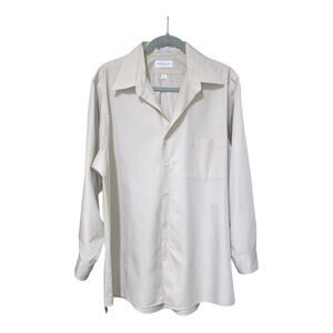 Van Heusen Poplin Tan Button Up Long Sleeve Shirt Size 16.5 32/33 Poly Blend‎